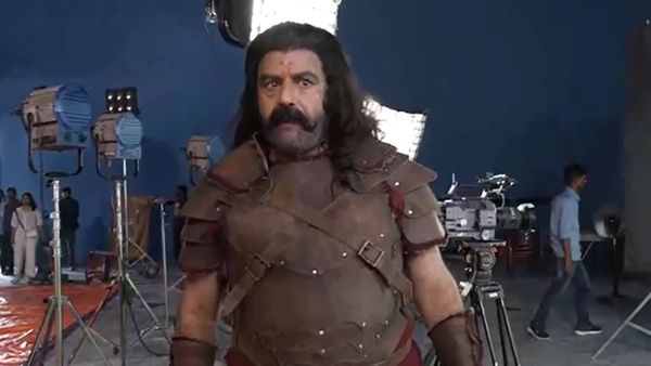 NBK110 గుర్రమెక్కి వీరనాయకుడిగా బాలకృష్ణ.. Battle Of Breaths లుక్‌తో అదరగొట్టిన నటసింహం!