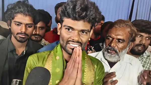 పల్లవి ప్రశాంత్ సంచలన ప్రకటన: వాళ్ల కోసం లక్షలు ఖర్చు.. ఆ వీడియోలు బయటపెడతానంటూ!