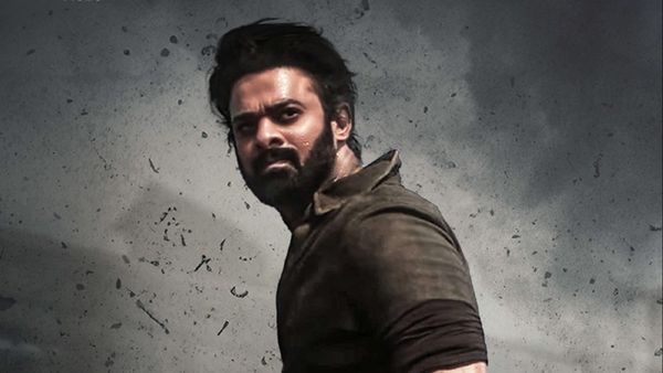 Salaar First Review ప్రభాస్ స్టార్ పవర్ తడాఖా.. సలార్‌కు క్రిటిక్ రేటింగ్ 4/5!
