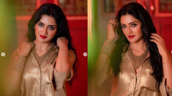 42 ఏళ్ల వయసులో బికినీ.. స్విమ్మింగ్ పూల్‌లో సీక్రెట్‌గా శ్రీకాంత్ హీరోయిన్ రచ్చ.. ఈ పిక్స్ చూశారా?