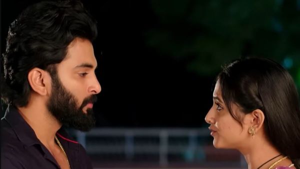 Naga Panchami 27th February: పంచమి చుట్టూ మంటలు.. కాపాడేందుకు ప్రయత్నించి బొక్క బోర్లా పడ్డ మోక్ష!