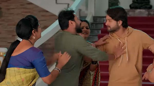 Krishna Mukunda Murari: మురారి ఇంట్లో దెయ్యం.. కృష్ణను చంపే ప్రయత్నం.. ఆదర్శ్ అంత మాట అనడంతో!