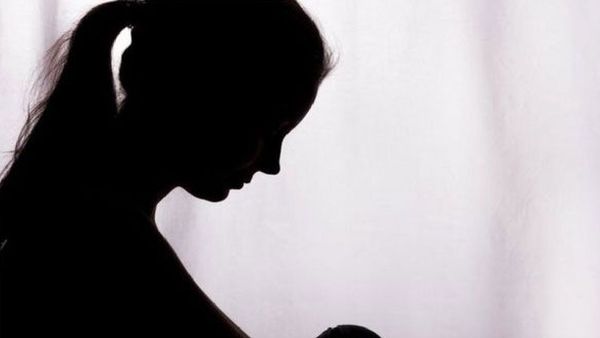 నా తండ్రి నన్ను లైంగికంగా వేధించాడు.. షాకింగ్ విషయం బయటపెట్టిన హీరోయిన్!