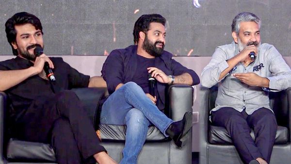2 Years of RRR తారక్ చాలాసార్లు భార్యను వదిలేసి నా వద్దకు.. ఆటపట్టించిన రాంచరణ్!