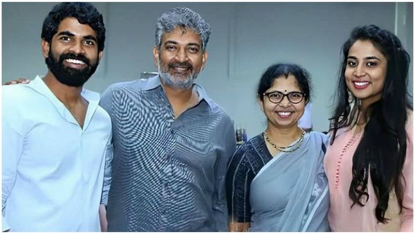 SS Rajamouli పెను ప్రమాదం బారిన జక్కన్న ఫ్యామిలీ.. జస్ట్‌లో మిస్ అంటూ పోస్ట్