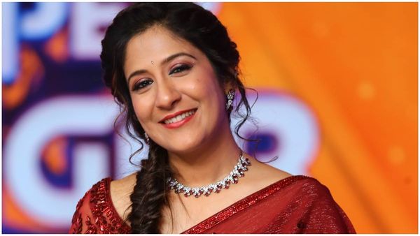 ఆ స్టార్ హీరో ప్రేమలో సింగర్.. లవ్ అఫైర్‌ను బయటపెట్టిన గాయని!