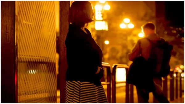 వేశ్యగా మారిన తెలుగు హీరోయిన్.. చాలా గర్వంగా ఉందంటూ షాకింగ్ రియాక్షన్