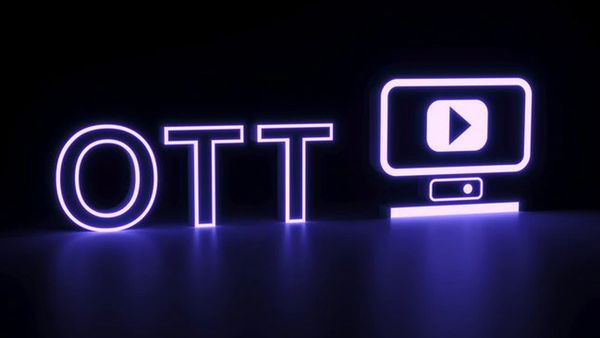 OTTలో సెన్సేషన్ క్రియేట్ చేస్తున్న టాప్ 10 వెబ్ సిరీస్‌లు ఇవే.. ఒక్కటి కూడా మిస్ కాకండి!