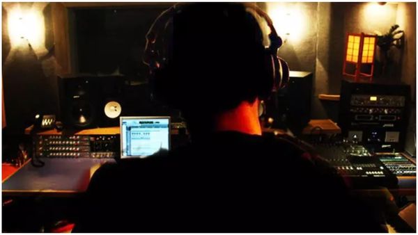 టెలిఫోన్ ట్యాపింగ్‌ కేసులో ట్విస్టు.. స్టార్ హీరోయిన్‌‌కు వేధింపులు.. డ్రగ్స్ కేసుతో బ్లాక్‌మెయిల్!