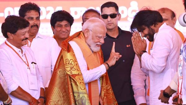 పవన్ కల్యాణ్‌పై ప్రధాని మోదీ సీరియస్.. మరోసారి అలాంటి పని చేయకు అంటూ స్వీట్ వార్నింగ్!