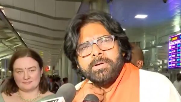 Pawan Kalyan వారణాసిలో పవన్ కల్యాణ్.. భార్యతో కలిసి నరేంద్రమోదీ కోసం..!