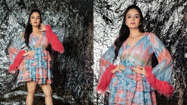 అతిచిన్న చమ్కీల డ్రెస్‌లో చమక్కుమంటున్న అచ్చతెలుగు యాంకర్.. 31 ఏళ్ల బ్యూటీని గుర్తు పట్టారా?