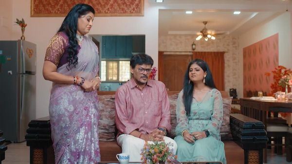 Karthika Deepam June 17th episode: మాయమాటలతో కూతుర్ని శ్రీధర్ మోసం.. నడిరోడ్డుపై కార్తీక్, జ్య్నోత్స గొడవ!