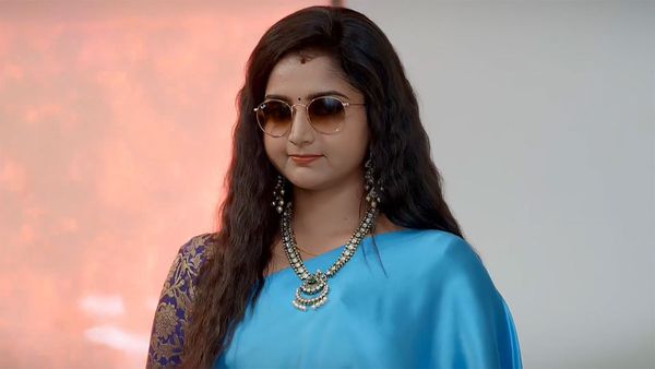 Bigg Boss Telugu 8: బిగ్ బాస్‌లోకి బ్రహ్మముడి ఫేమ్ కావ్య.. దీపిక రంగరాజు మానేస్తే సీరియల్ పరిస్థితి ఏంటో?