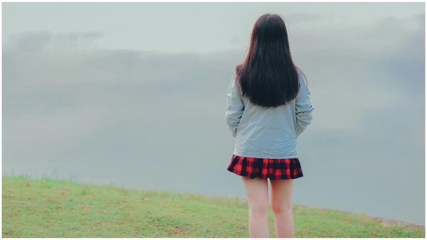 ఆస్తులెమైనా అడిగిందా> నీకెందుకు అంత పొగరు.. స్టార్ హీరోయిన్‌పై నెటిజన్ల ఆగ్రహం