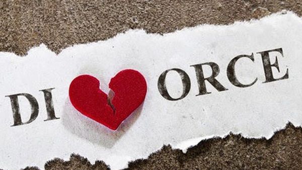 విడాకులకు కారణమిదే.. యంగ్ హీరోయిన్‌ షాకింగ్ పోస్ట్‌.. నెటిజన్ల మైండ్ బ్లాక్!