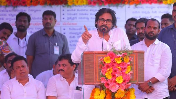 మెగా ఫ్యాన్స్‌కు పవన్ కల్యాణ్ సాఫ్ట్ వార్నింగ్.. సినిమాలపైనా డిప్యూటీ సీఎం ఊహించని వ్యాఖ్యలు