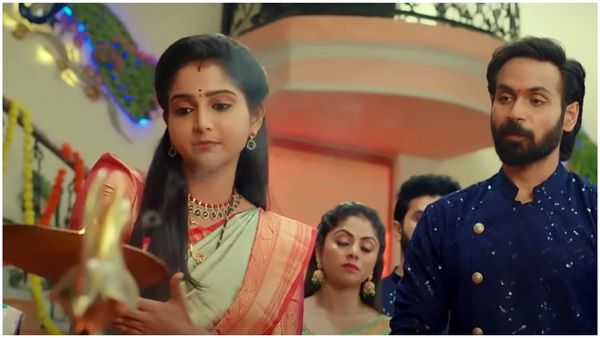 Brahmamudi September 25th episode: అనామిక కంపెనీలో చేరిన కావ్య.. రాజ్ ఫ్యామిలీని దెబ్బ కొట్టిన రాహుల్‌!!