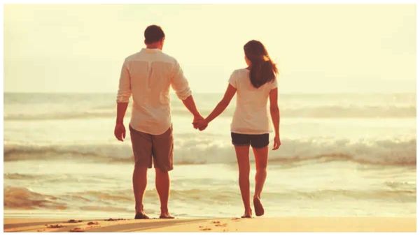 బీజేపీ నేత కొడుకుతో సూపర్ స్టార్ కూతురు సహజీవనం.. ఆ యంగ్ హీరోయిన్ ఎవరో తెలుసా?