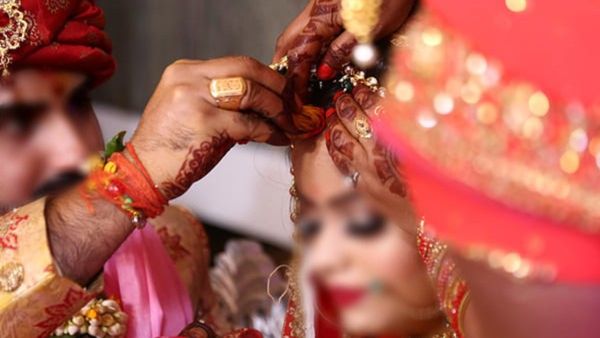 సీక్రెట్ గా లవ్ మ్యారేజ్ చేసుకున్న టాలీవుడ్ స్టార్ సింగర్స్