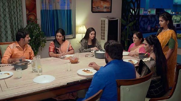 Brahmamudi December 9th Episode : ఇందిర మనసు ముక్కలు .. కావ్యకి షాకింగ్ న్యూస్ చెప్పిన కళ్యాణ్