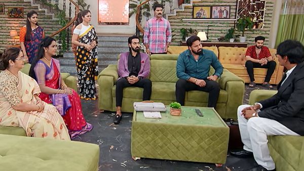 Brahmamudi December 12th Episode : షాకిచ్చిన సీతారామయ్య.. ధాన్యం- రుద్రాణి ప్లాన్ ఫెయిల్, ఆస్తి కావ్య చేతికి