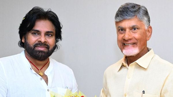 టాలీవుడ్ ను ఏపీకి తరలింపు..! చంద్రబాబు,పవన్ లతో సినీ ప్రముఖుల భేటీ! ఏం జరగబోతుంది.?