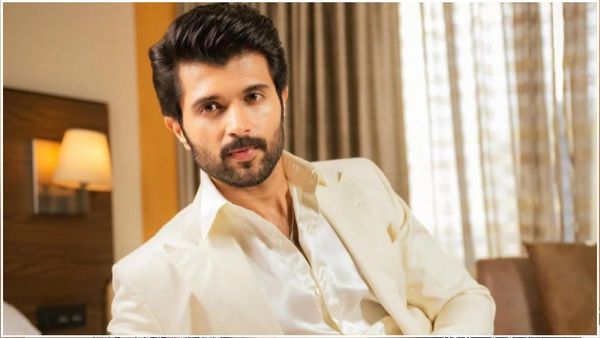 ఆమెకి విజయ్ బ్రేకప్ చెప్పబోతున్నాడా? కారణం ఇదేనా?