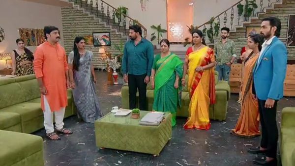 Brahmamudi January 9th Episode : కావ్యని ఛీ కొట్టిన ప్రకాశం .. అక్కాచెల్లెళ్లని విడగొట్టేలా రుద్రాణి స్కెచ్