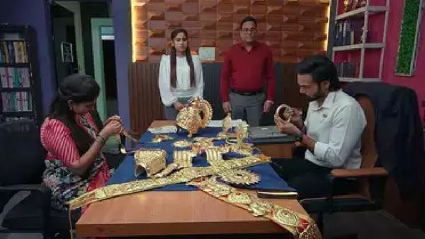 Brahmamudi January 6th Episode : అనామిక ట్రాప్‌లో రాజ్ వాచ్‌మెన్ .. కిరీటం మాయం, కావ్యతో రాజ్ రొమాన్స్