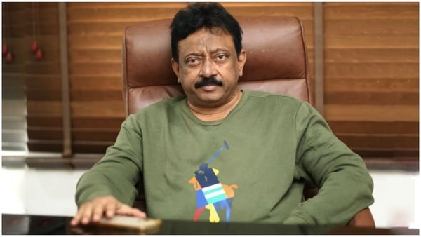 అందుకే ఆర్జీవీ నంబర్ బ్లాక్ చేశా.. అసలు విషయం బయటపెట్టిన బిగ్ బాస్ హాట్ బ్యూటీ..