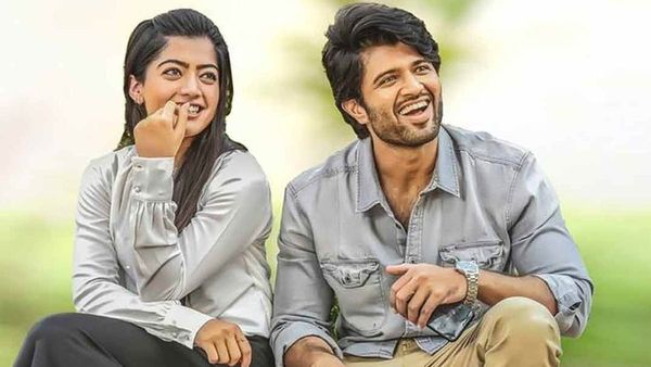 విజయ్ దేవరకొండ - రష్మిక పెళ్లికి ముహుర్తం.. కన్ఫమ్ చేసిన టాలీవుడ్ డైరెక్టర్?