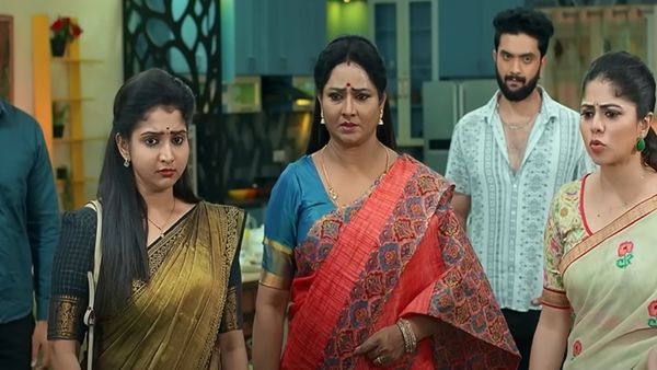 Brahmamudi April 23rd Episode : అపర్ణ, కావ్య చుట్టూ ఉచ్చు బిగిస్తోన్న రుద్రాణి.. నిజం చెప్పాల్సిందే