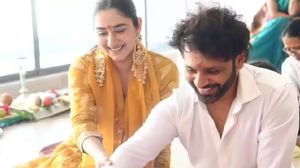 Rahul Vaidya ने खरीदा इतने करोड़ का घर? गृह प्रवेश में बेहद खुश दिखीं दिशा परमार