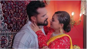 Bhojpuri Song: एक्ट्रेस ने लगाए ऐसे ठुमके, खेसारी लाल यादव भी हार बैठे दिल, टूट पड़े 2 मिलियन व्यूज