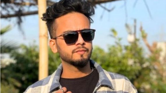  व्लॉग में सांप दिखाना पड़ा एल्विश यादव को भारी, ED ने दाखिल की चार्जशीट, जब्त की संपत्ति 