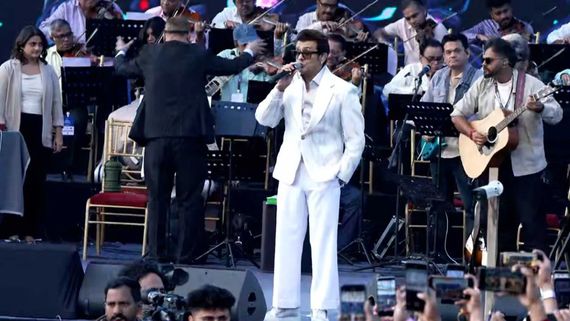 Sonu Nigam Video: अजान की आवाज आते ही सोनू निगम ने रोक दिया अपना कंसर्ट, पहले भी खड़ा किया था अजान पर बवाल
