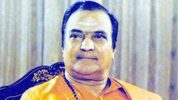 अपनी ही बहन से शादी कर इस एक्टर ने पैदा किए 12 बच्चे, फिर 70 की उम्र में दूसरी बार बने दूल्हा और...