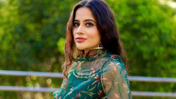  किस धर्म को मानती हैं उर्फी जावेद ? इस्लाम से निकाले जाने पर एक्ट्रेस का बड़ा बयान, बोलीं- मैं मुसलमान...