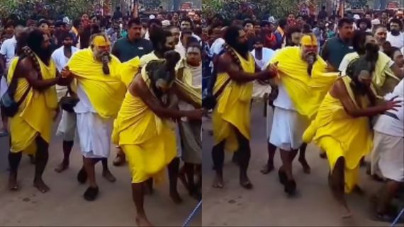 Viral Video: दर्शन के दौरान बड़ा हादसा टला! महिला ने तोड़ा सुरक्षा घेरा, गिरते-गिरते बचे प्रेमानंद महाराज