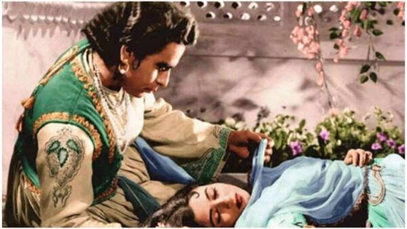 आधी उम्र की हसीना से रचाई शादी, फिर पत्नी को धोखा देकर किया दूसरा निकाह, जानें कौन था ये सुपरस्टार?