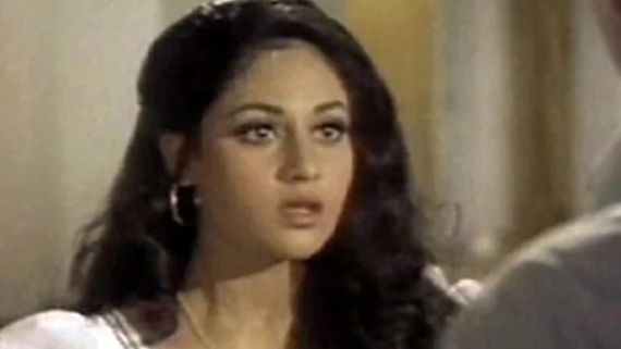 नहीं थी वैनिटी.. पीरिडयड्स में झाड़ियों के पीछे...  शूटिंग सेट पर हसीना की हालत खराब