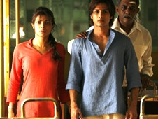 चुनौतीपूर्ण भूमिकाएँ चाहती हैं प्रियंका