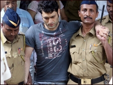 शाइनी आहूजा जेल से रिहा