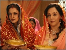 सागर जैसी आँखों वाली का जादू बरकरार