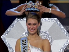 एलेक्ज़ान्ड्रिया बनीं मिस वर्ल्ड