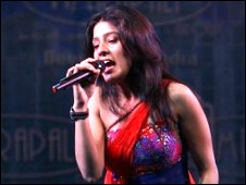 सुनिधि और एनरीक़े की जुगलबंदी