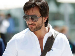 Saif Ali Khan makes fun of Aishwarya Rai Bachchan at Cannes Saif Ali Khan makes fun of Aishwarya Rai Bachchan at Cannes