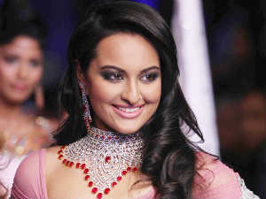 I dont know Bhojpuri says Sonakshi Sinha I dont know Bhojpuri says Sonakshi Sinha