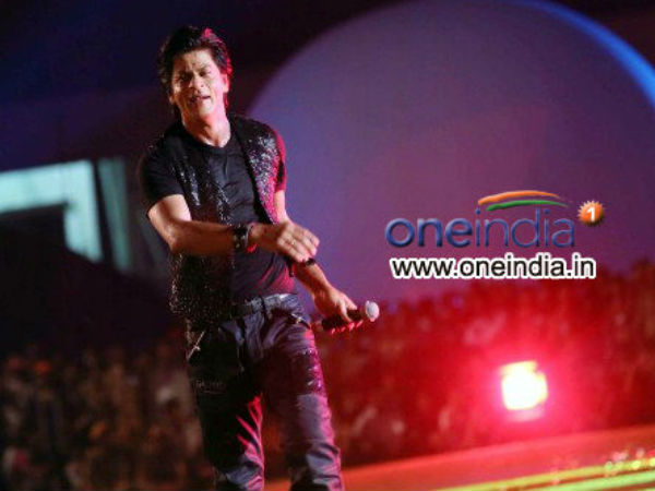 Hollywood Pop Singer Jennifer Lopez angry with Shahrukh Khan over IPL inaugural event. Hollywood Pop Singer Jennifer Lopez angry with Shahrukh Khan over IPL inaugural event.